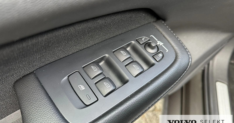 Volvo V60 cena 129900 przebieg: 116160, rok produkcji 2021 z Warszawa małe 352
